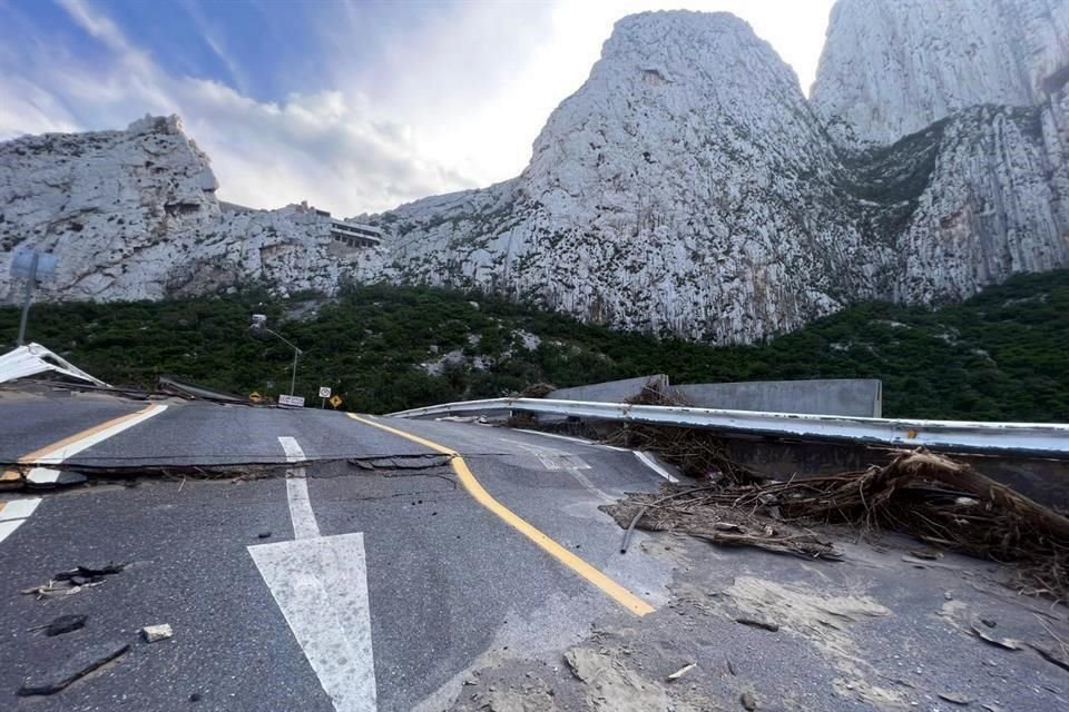 Las zonas de riesgo son tanto en cruces de río, desniveles en el camino de acceso y en veredas, que quedaron luego del paso de la tormenta tropical 'Alberto'.