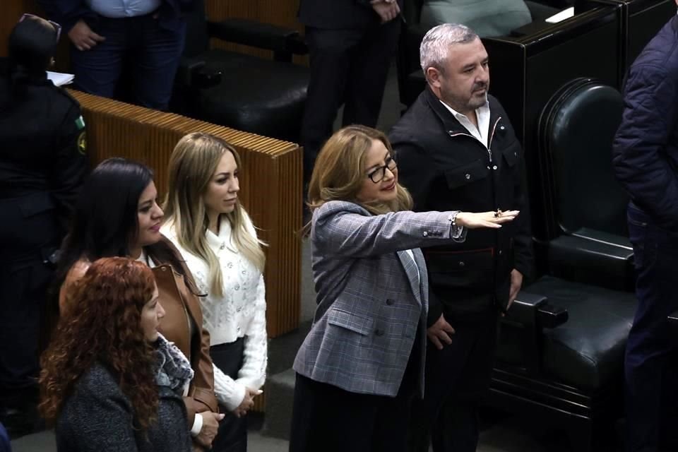 Olga Susana Méndez rindió protesta por otro periodo como presidenta de la Comisión Estatal de Derechos Humanos.