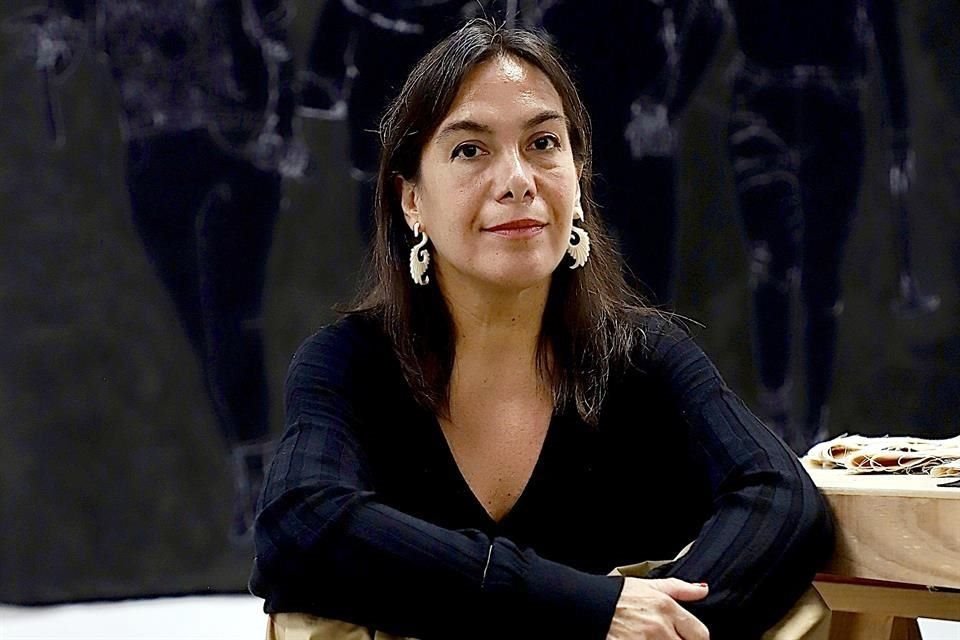 La artista capitalina Tania Candiani.