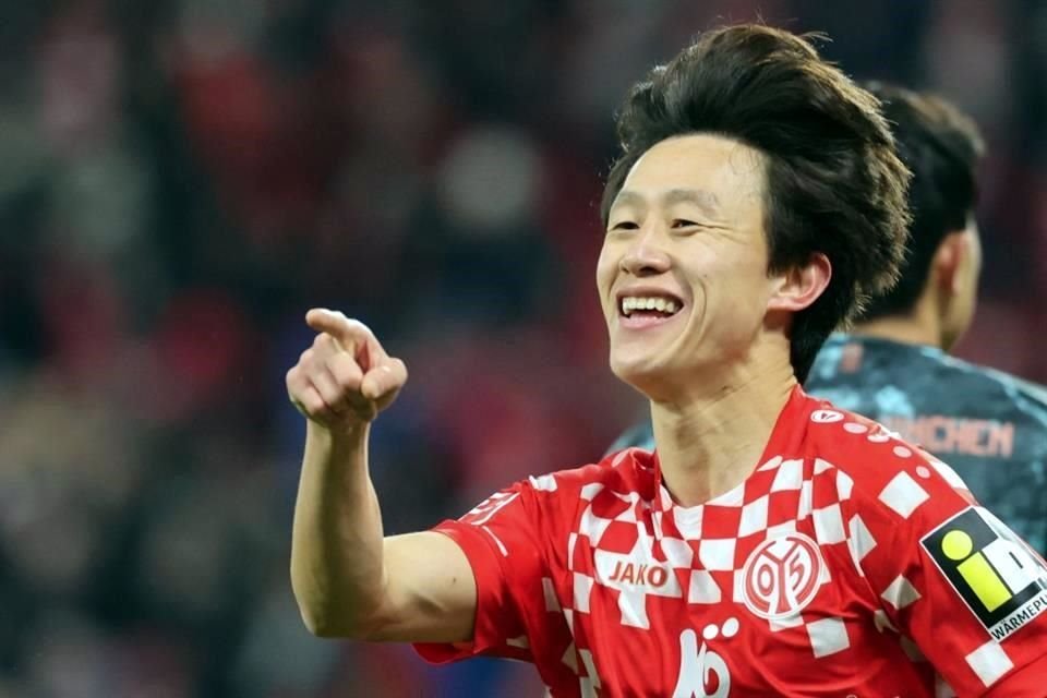 Lee Jae-Sung marcó un doblete para comandar la victoria del Mainz 05 que le quitó el invicto al Bayern Múnich.