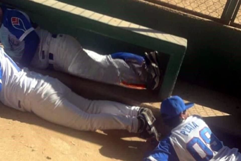 Una balacera por el asesinato de un hombre cimbró el miedo durante un partido de béisbol juvenil en Culiacán, Sinaloa.