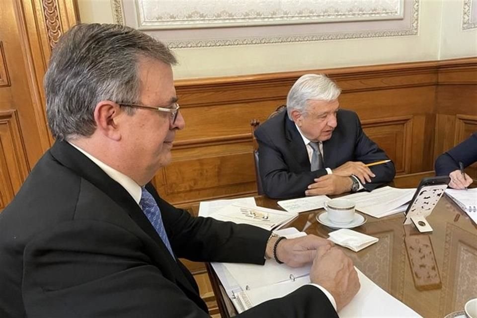 El Presidente López Obrador dijo que la plática con la vicepresidenta Harris, que atestiguó Ebrard, se dio 'en buenos términos'.