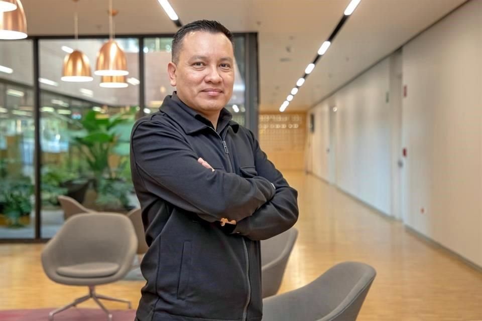 Erick Moreno González, egresado de la  Maestría en Gestión de la Ingeniería.