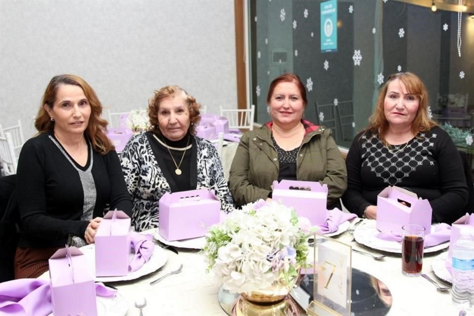 Rosalinda Garza,María Guadalupe Muñoz, María Guadalupe Garza, Elsa Nelly Garza