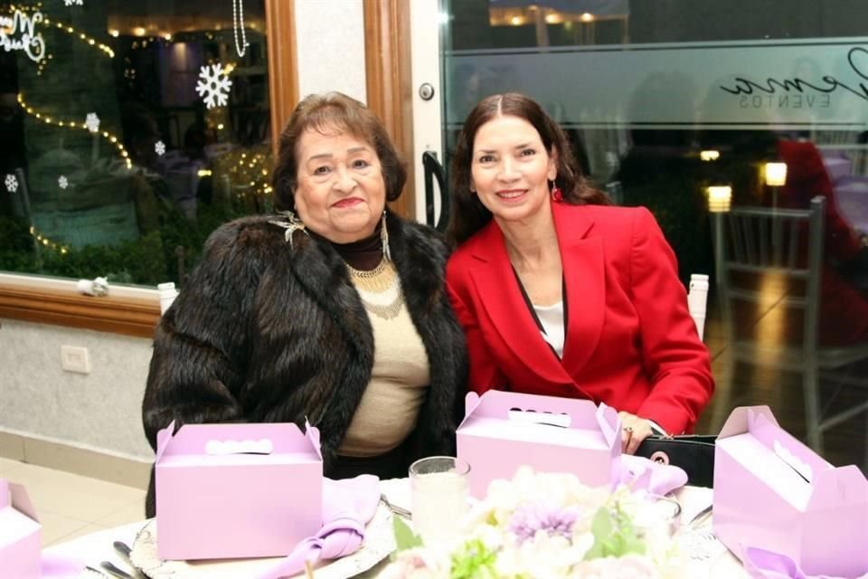 Amparo Garza de Caballero, e Ines González