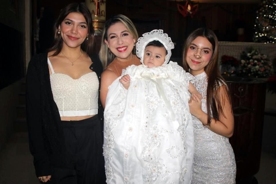 Julieta Sandoval, Julieta Lozano, Julieta Sandoval y  Sarah Isabella Ventura Lozano