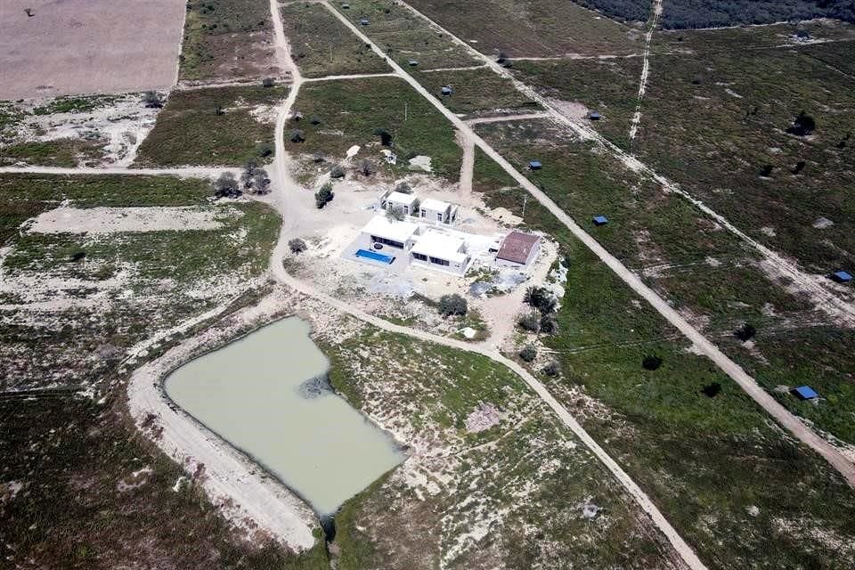 Ésta es la zona de construcciones del rancho adquirido por el Gobernador Samuel García.