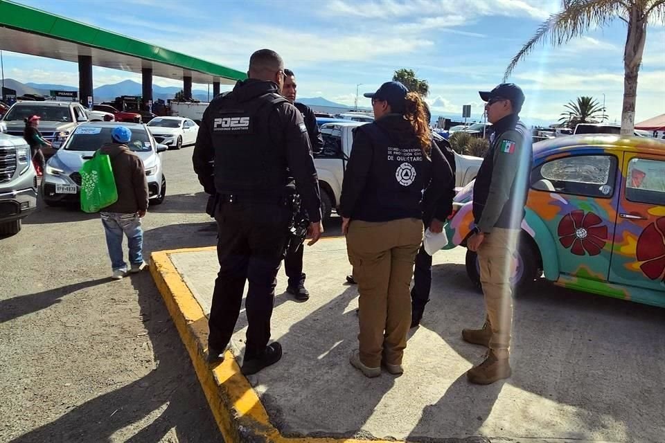 Agentes federales y migratorios vigilaron el arribo de los paisanos en los cruces fronterizos.