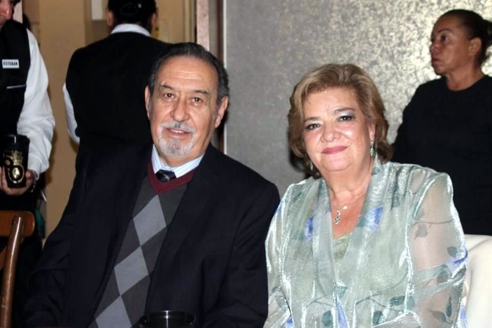 Enrique Valdez y Silvia de Valdez