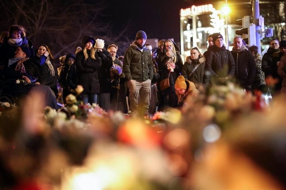 La cifra de muertos por el ataque a un mercado navideño en Alemania subió a cinco, mientras se reportan más de 200 heridos.