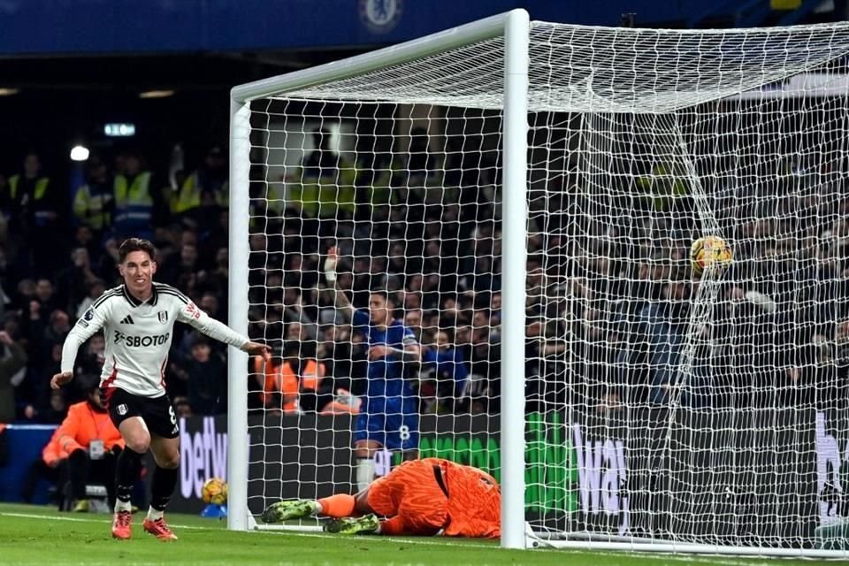 Harry Wilson llegó por sorpresa en el segundo poste para rematar y poner el 1-1.