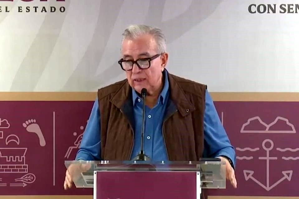 Durante su conferencia 'semanera', Rubén Rocha, Gobernador de Sinaloa, aseguró que ya se encuentran operativos patrullando lugares públicos para las celebraciones de año nuevo.