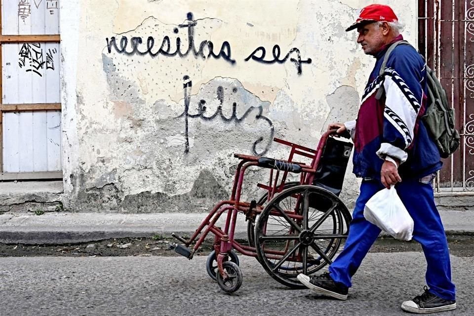 La frase plasmada en los muros se ha convertido en un eco de reflexión para muchos cubanos.