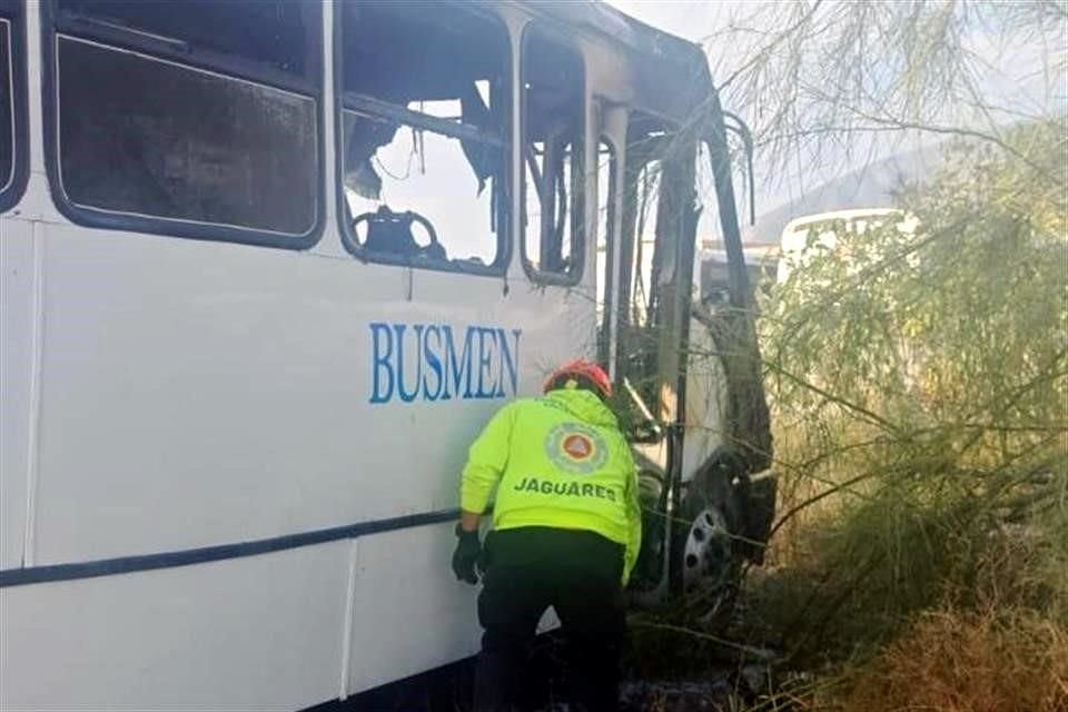 A las 15:43 horas se reportó el incendio en el predio del Taller Busmen.