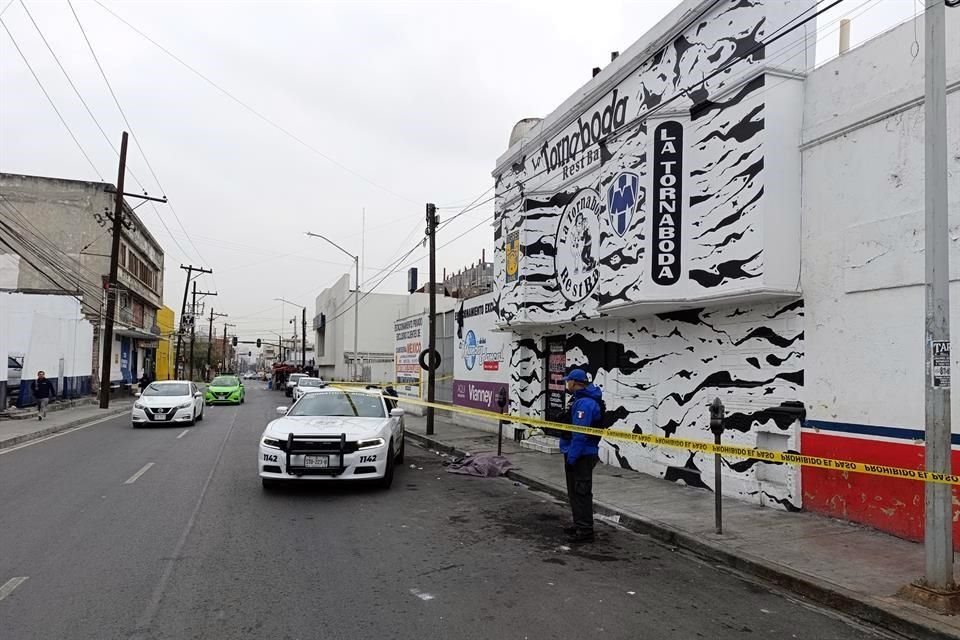 Una fuente policial dijo que el fallecido es un hombre de unos 60 años.