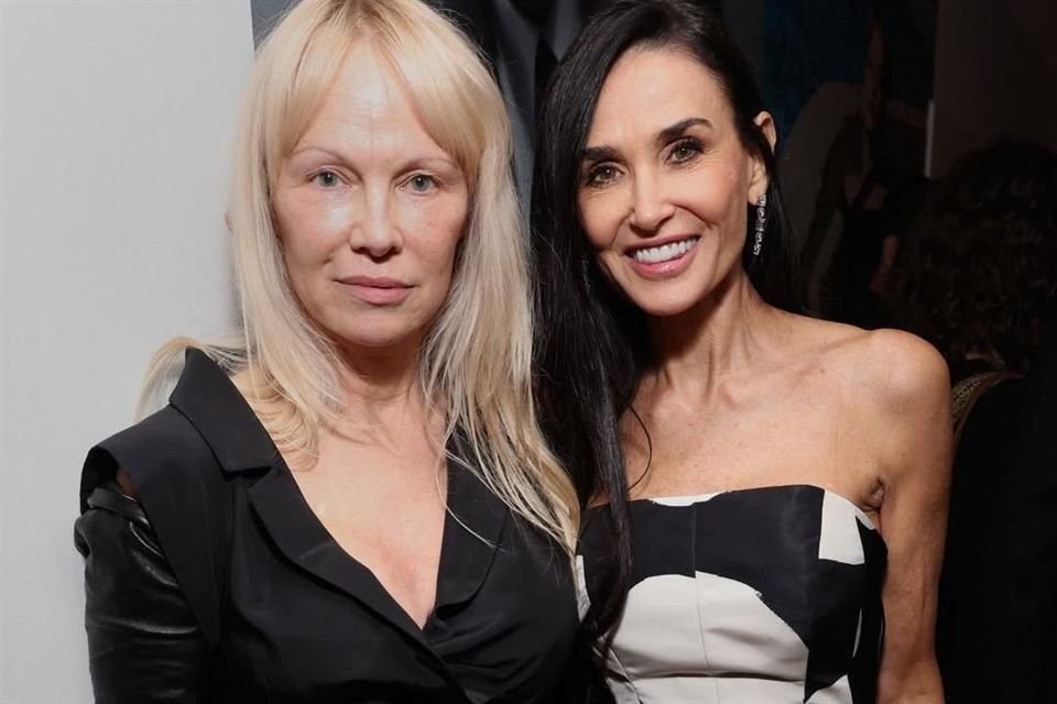 Una revista de moda organizó su tradicional fiesta previa a los Globos de Oro, a donde llegaron Angelina Jolie, Pamela Anderson (izq.), Demi Moore (der.), Nicole Kidman y más.