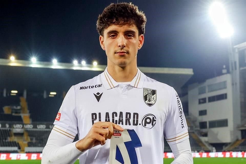 Manu Silva, mediocampista portugués del Vitória Guimaraes, está en la mira de Tigres.
