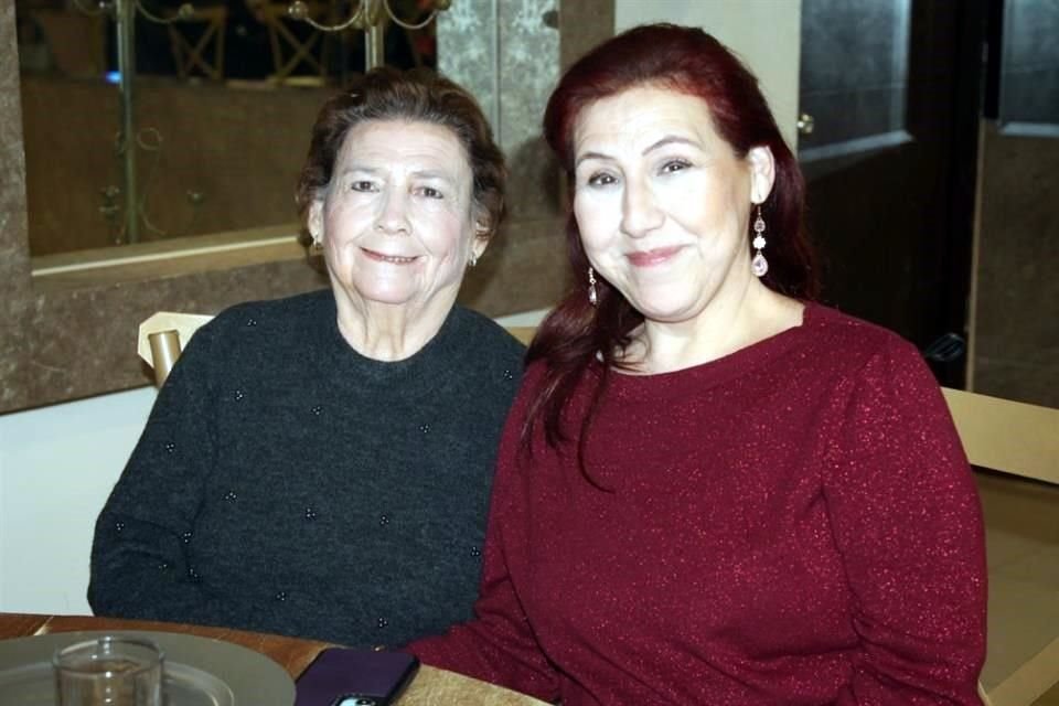 Ofelia Rodríguez e Irma Sánchez