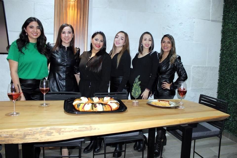 Perla Ramos, Elisa Ramos, Kathya Cantú, Alejandra Hernández, Victoria Hernández y Griselida Rodríguez