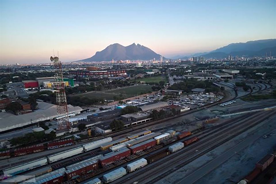 Empresas de logística no están rehuyendo de la frontera pese a la amenaza de aranceles por parte de Trump.