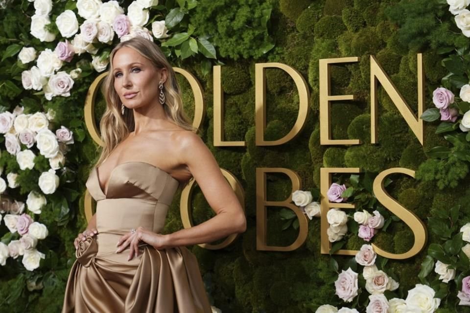 Toda la preparación, el trabajo, su mesura en ciertas bromas y carisma al final le rindieron frutos a Nikki Glaser, quien regresará como conductora y host de los Globos de Oro para los próximos años.