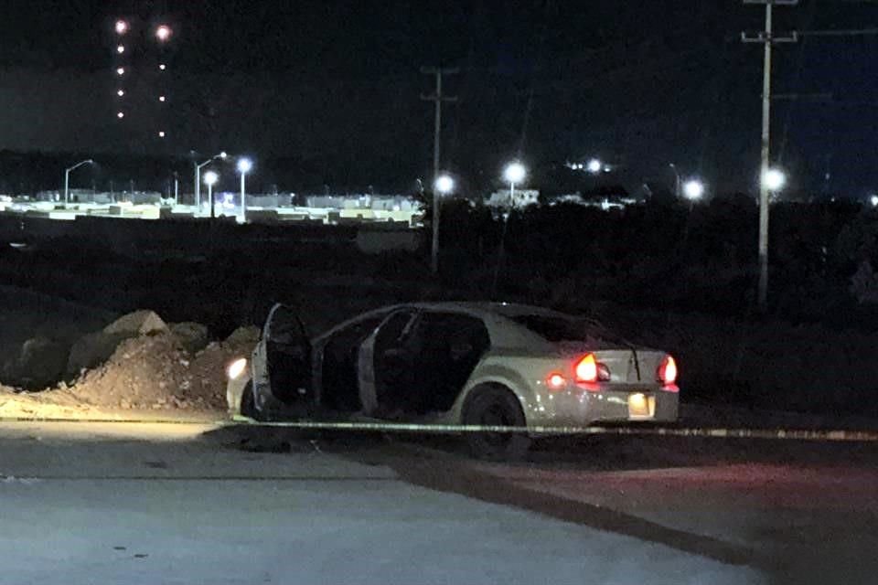 Un auto Malibú fue asegurado.