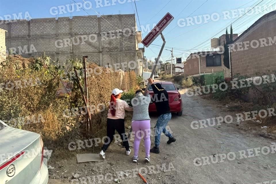 Habitantes están en desacuerdo con el cambio de nombres de las calles que dispuso el Ayuntamiento.