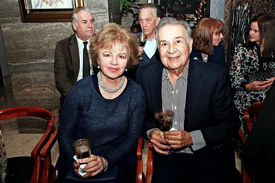 Rosmaría Thommen y Gerardo Elizondo