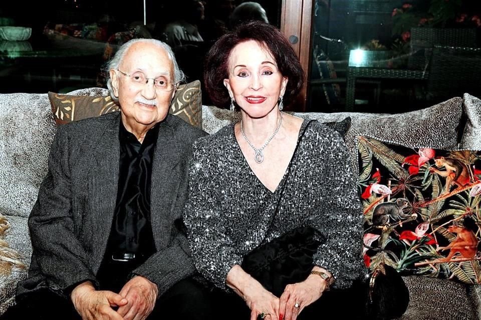 Rogelio Sada y Cecilia Pérez Madero de Sada