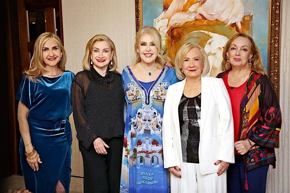 Mónica Buerón, Margarita de la Maza de Reyes, Cristina Sada Salinas, Lupita Siller y Estela Páez