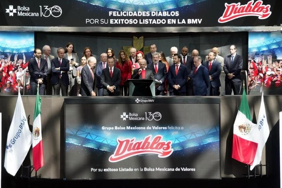 Los Diablos Rojos debutaron en la Bolsa Mexicana de Valores en diciembre.