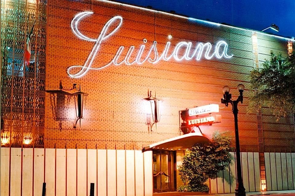 Fachada del restaurante Luisiana, que durante seis décadas sirvió a sus comensales platillos internacionales.