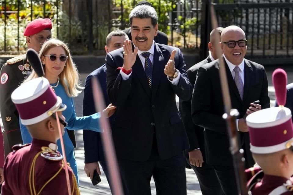 Estados Unidos, la Unión Europea y Reino Unido anunciaron nuevas sanciones a funcionarios venezolanos tras la investidura de Nicolás Maduro.