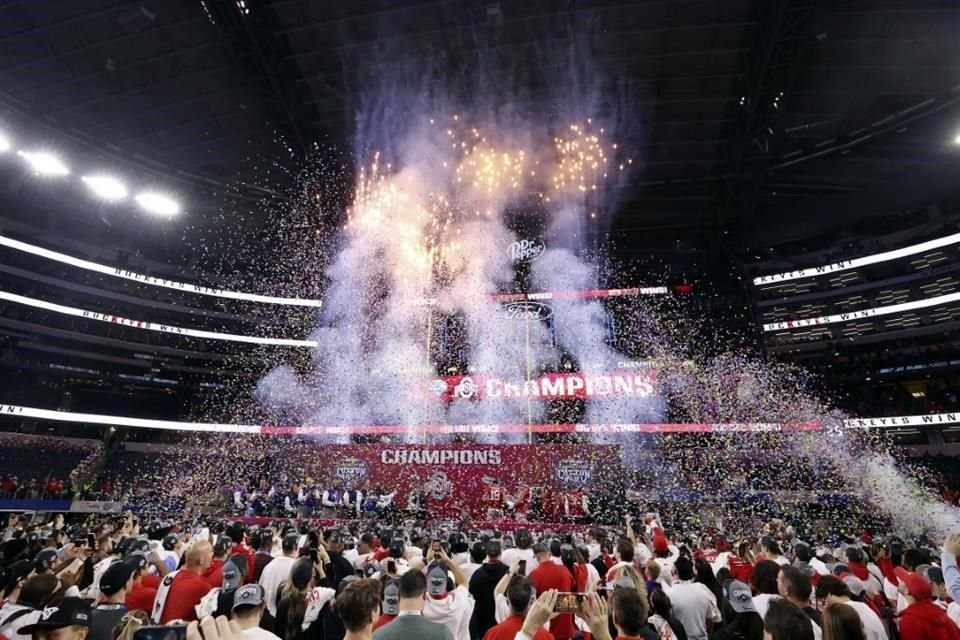 Ohio State kemudian memenangkan Cotton Bowl.