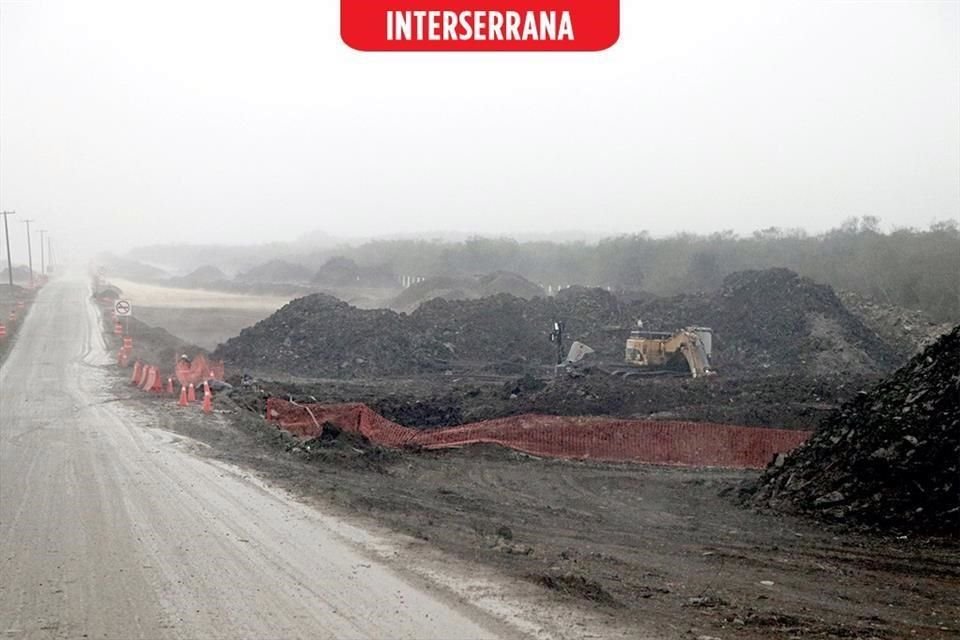 Los trabajos en la Carretera Interserrana, en Montemorelos, están desolados.