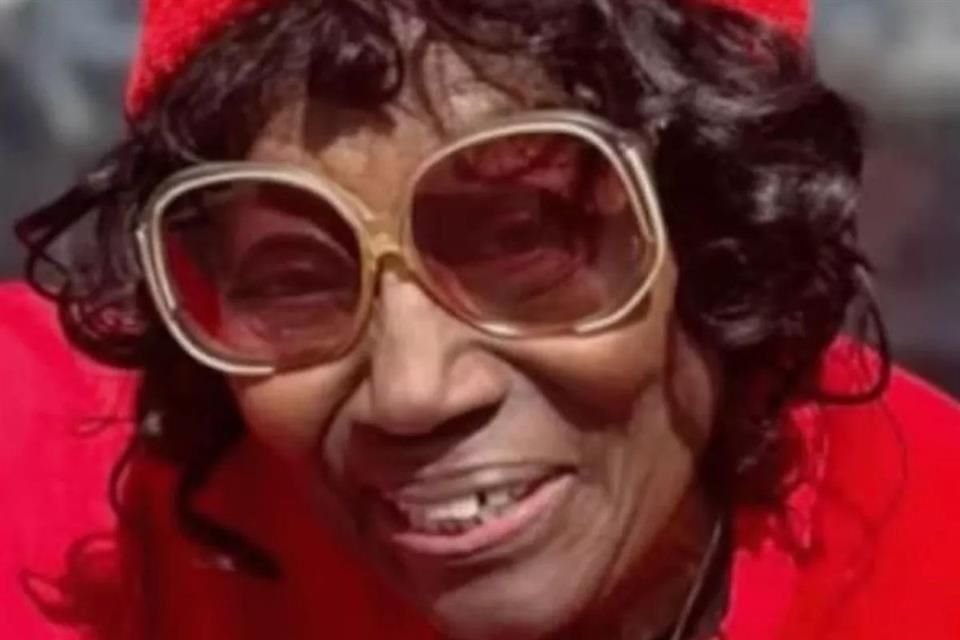 Dalyce Curry, una actriz retirada de 95 años que salió en 'Los Diez Mandamientos', falleció en los incendios de Los Ángeles.