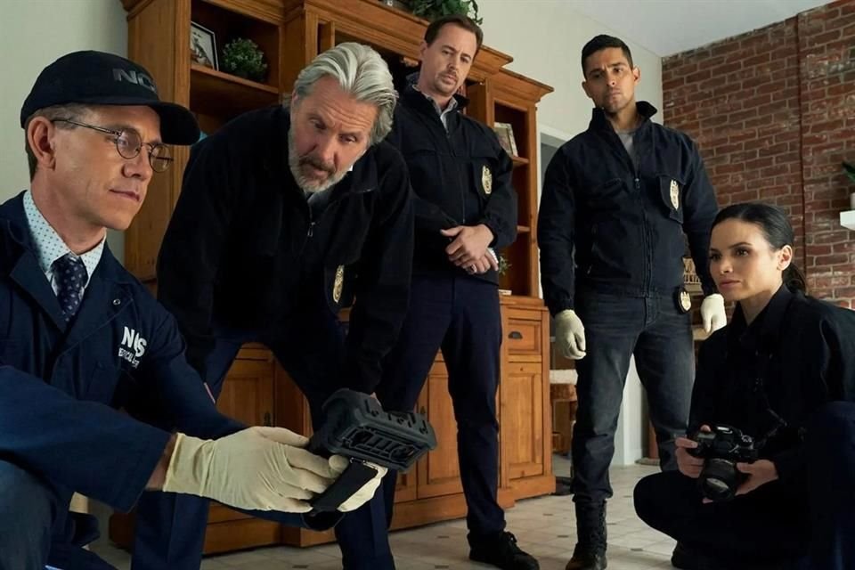 Cuatro series de CBS, 'NCIS', 'NCIS: Origins', 'Poppa's House' y 'The Neighborhood', también reanudarán su producción esta semana.