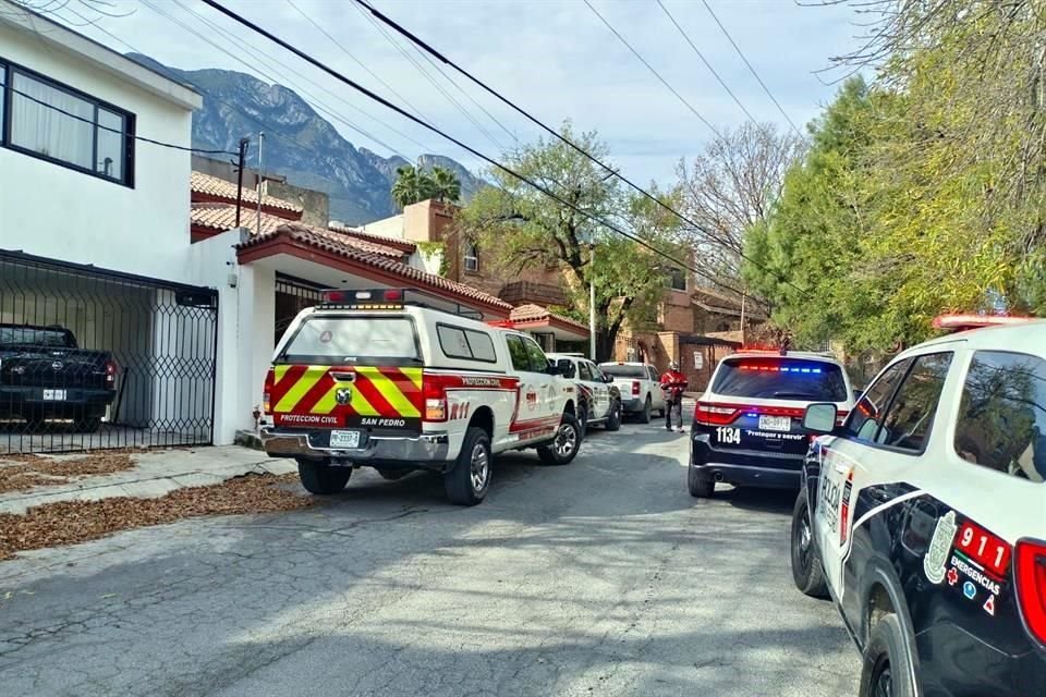 La movilización policíaca y de cuerpos de auxilio por el llamado se registró a las 10:30 horas.