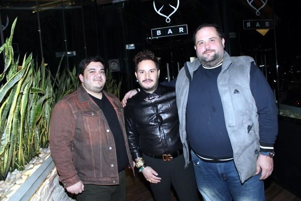 Ricardo González, Diego Elizondo y David Flores