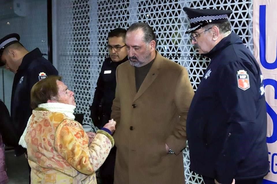 Con el programa 'Por un solo San Pedro Seguro y en Paz', el Secretario de Seguridad José Luis David Kuri, presenta a los vecinos al escuadrón de policía responsable de la vigilancia del sector.