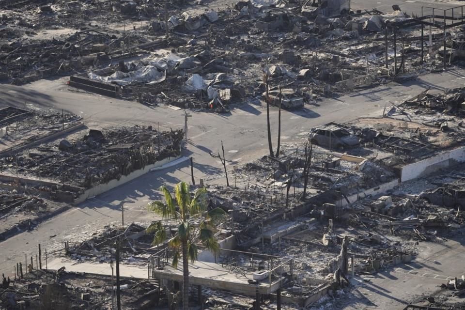 Aunque no está claro si Bruce y Emma en Los Ángeles se vieron afectados por los incendios.