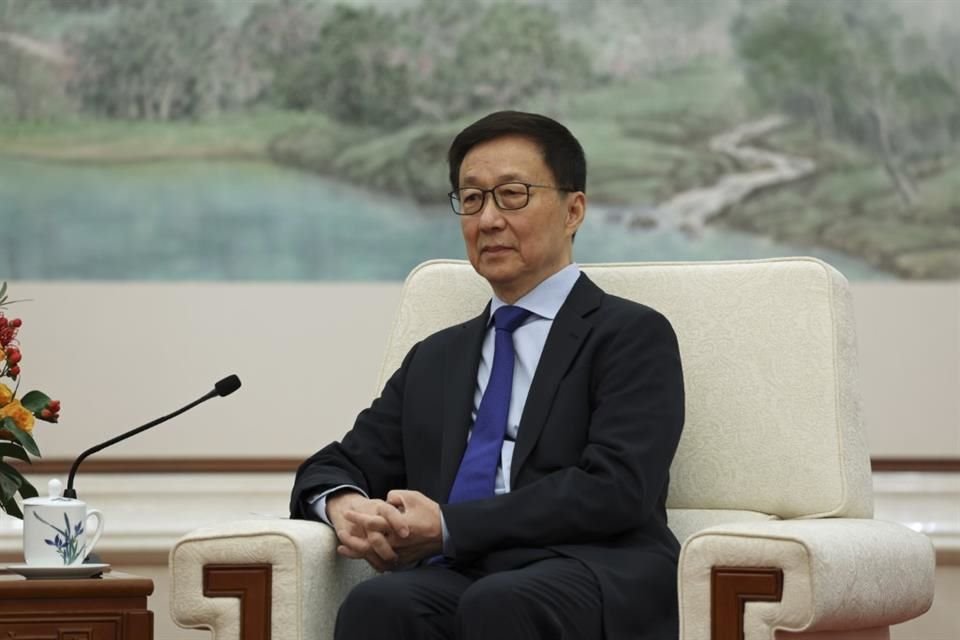 El Vicepresidente Han Zheng durante una reunión en Beijing, el 11 de enero del 2025.