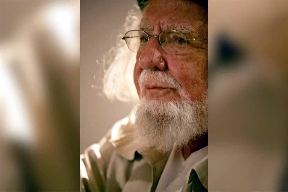 El escritor Eduardo Zambrano evoca la fuerza y el compromiso intelectual del poeta nicaragüense Ernesto Cardenal previo al centenario de su natalicio, que se cumplirá este lunes.