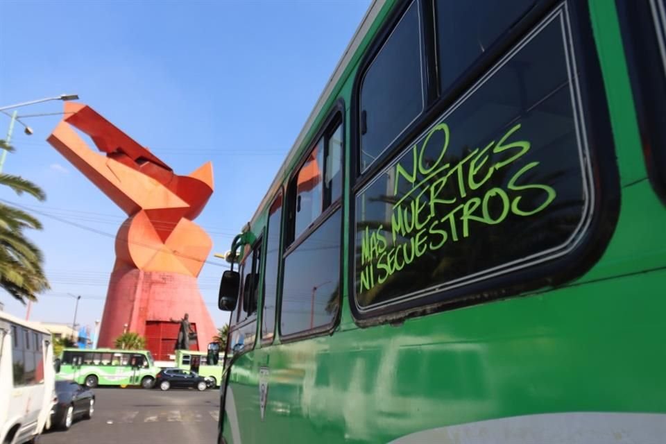 Aunque planeaban intentar llegar al Zócalo, los grupos optaron por concentrarse en la Glorieta del Coyote. 