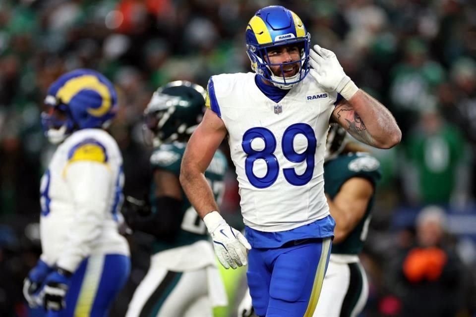 Los Rams se plantaron fuertes en la nevada Filadelfia, pero también fueron anulados por la defensiva de los Eagles.