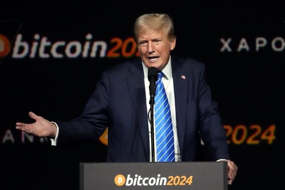 Trump prometió en establecer una reserva de Bitcoin en Estados Unidos y promulgar una regulación, lo que redefiniría la relación de los Gobiernos con las criptodivisas, dijo Richard Teng, CEO de Binance, en un comentario por escrito.