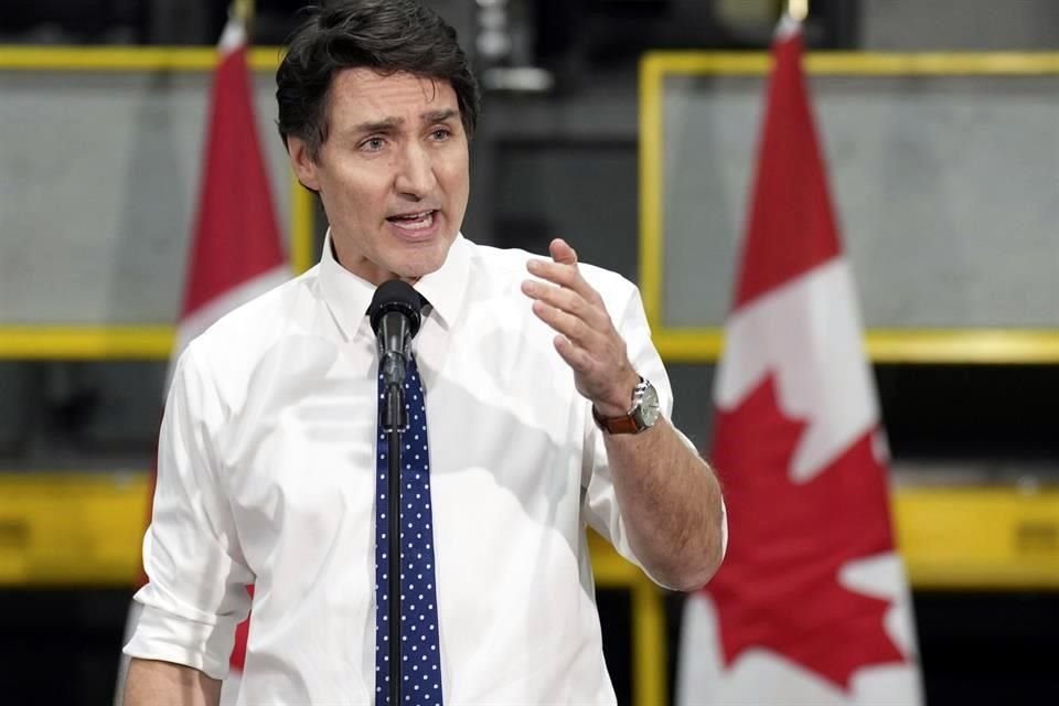 El Primer Ministro canadiense, Justin Trudeau, dijo que su Gobierno estaba listo para responder a los aranceles de Trump a Canadá.