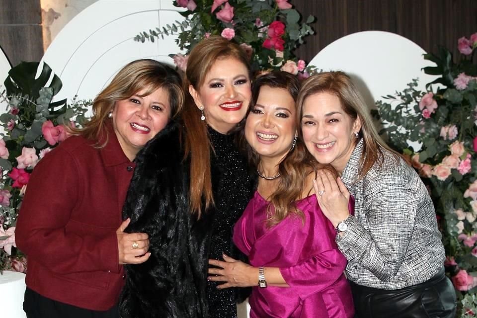 Pupis Galarza, Mayra Morquecho, Tere Cervantes de Villarreal y Mayela Nava