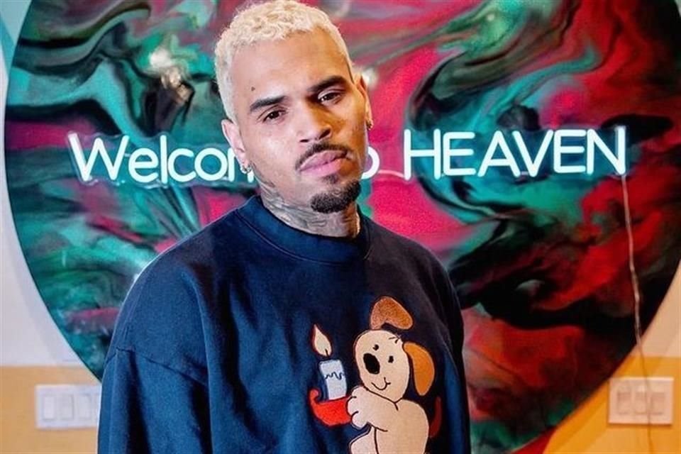 Mantan pacar Rihanna kesal atas tuduhan pelecehan seksual terhadap dirinya yang diangkat dalam serial dokumenter Investigasi Discovery 'Chris Brown: A History of Violence.'