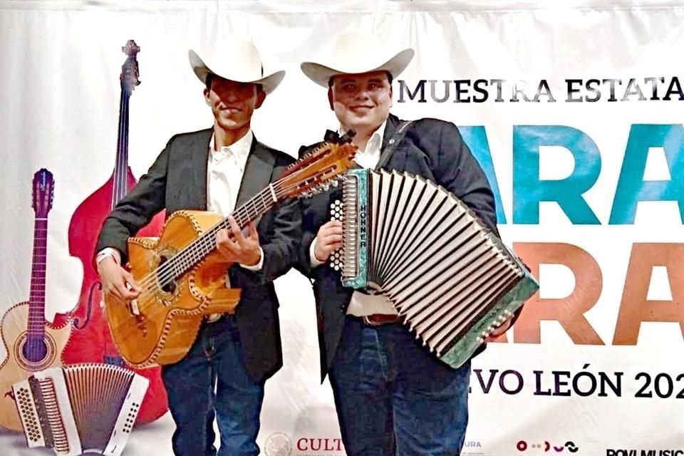 Carlos Vigil (izq.) y Rodolfo Padilla Tanguma, bisnieto en segunda línea de Antonio Tanguma, serán parte del elenco del domingo.